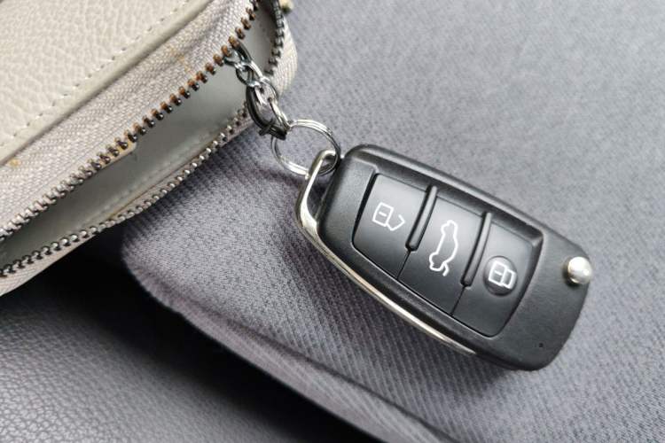 Used Audi Q3 2017 30 TFSI Fashion Model Vehicle Key