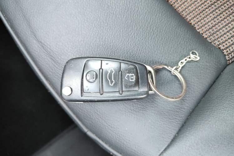 Used Audi Q3 2017 35 TFSI Fashion Model Vehicle Key
