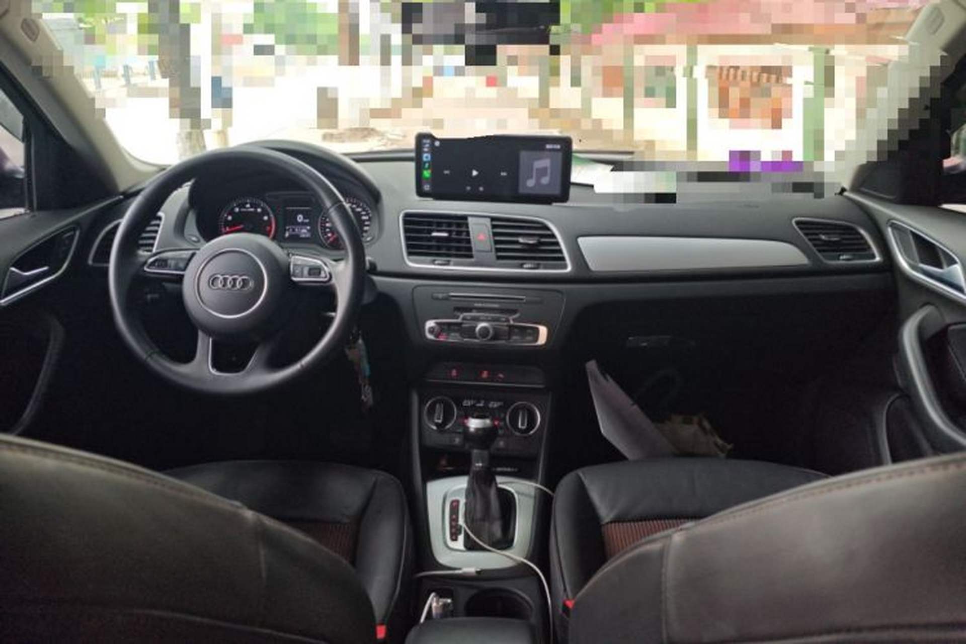 Used Audi Q3 2018 30th Anniversary Edition 35 TFSI Fashion Model Center Console