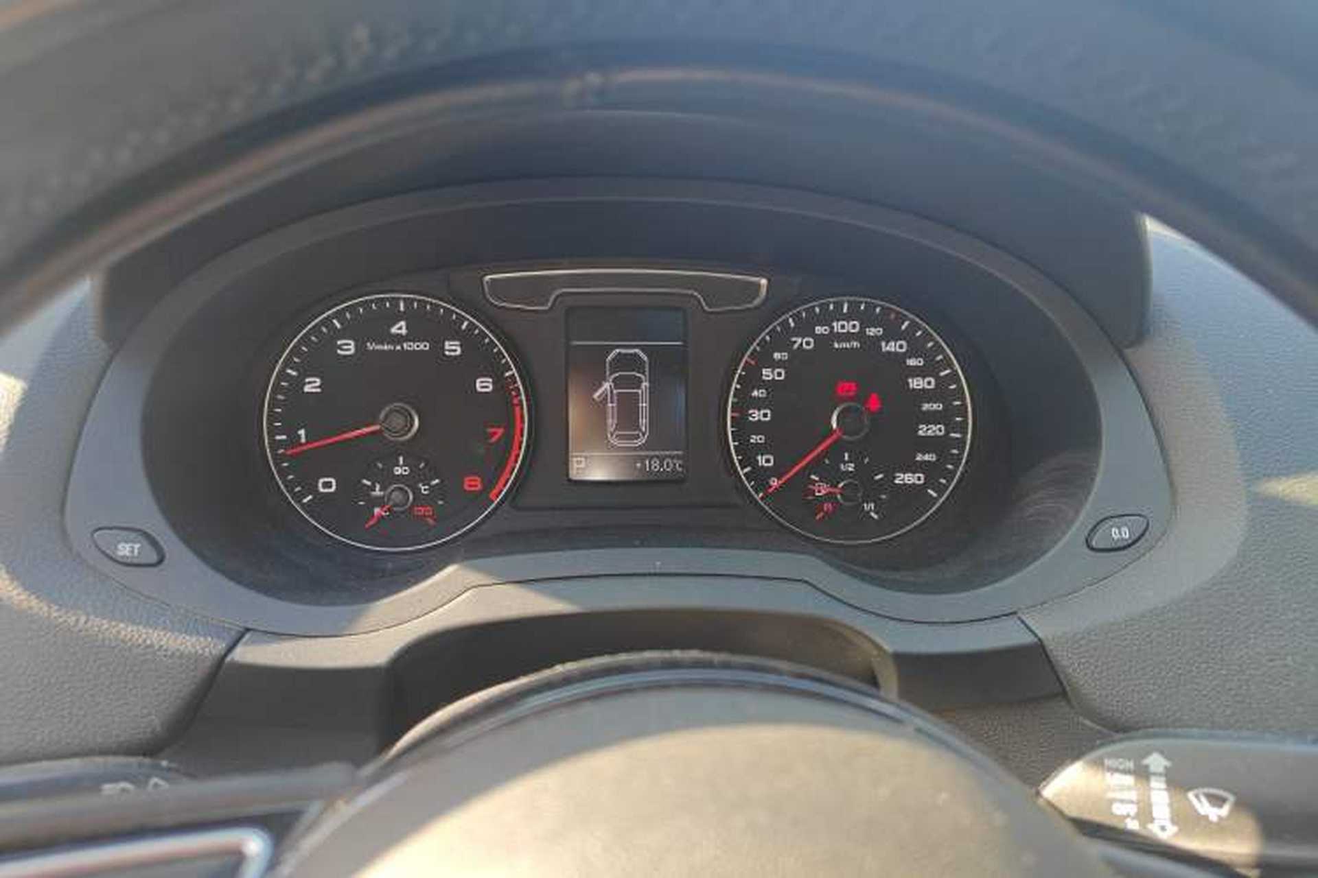 Used Audi Q3 2018 30th Anniversary Edition 30 TFSI Fashion Model Instrument Cluster