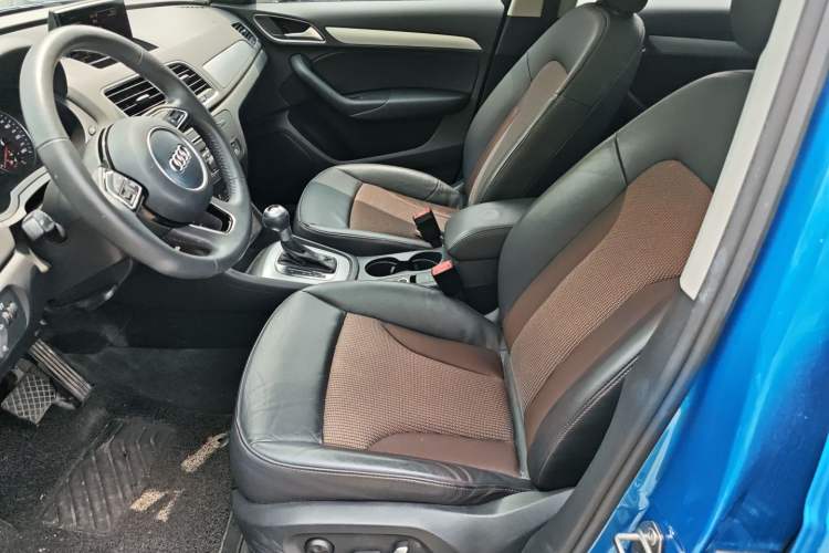 Used Audi Q3 2018 30th Anniversary Edition 30 TFSI Fashion Model Left Front Seat