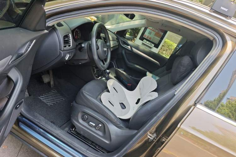 Used Audi Q3 2018 30th Anniversary Edition 30 TFSI Style Model Driver Seat