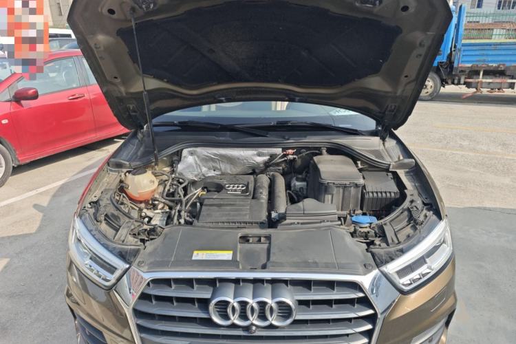 Used Audi Q3 2018 30th Anniversary Edition 30 TFSI Fashion Model Engine Bay