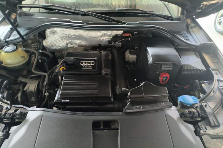 Used Audi Q3 2018 30th Anniversary Edition 30 TFSI Standard Model Engine Bay
