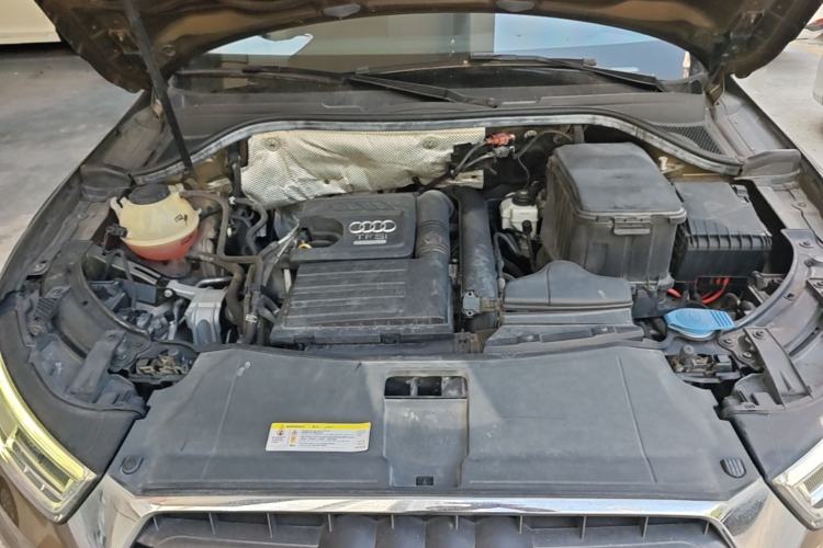 Used Audi Q3 2018 30th Anniversary Edition 30 TFSI Fashion Model Engine Bay