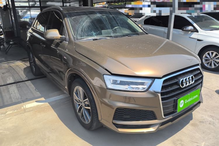Used Audi Q3 2018 30 TFSI Fashion Edition Collector's Version Front Right 45 Deg