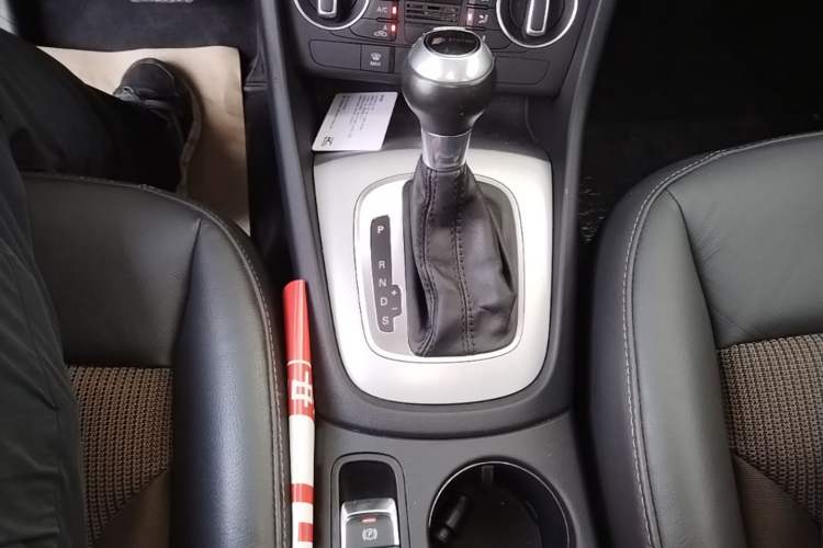 Used Audi Q3 2018 30th Anniversary Edition 30 TFSI Fashion Model Gear Lever