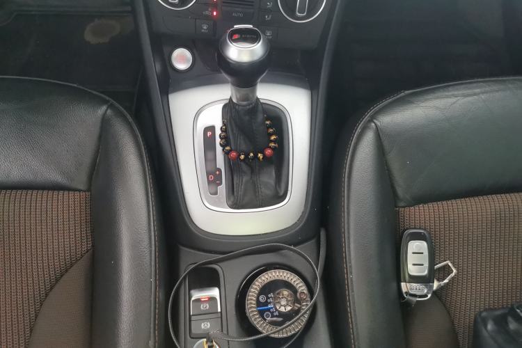 Used Audi Q3 2018 30th Anniversary Edition 30 TFSI Fashion Model Gear Lever
