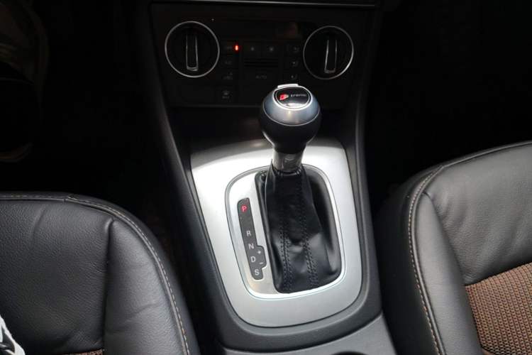 Used Audi Q3 2018 30th Anniversary Edition 35 TFSI Fashion Model Gear Lever