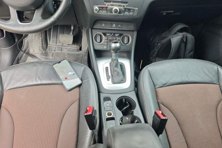Used Audi Q3 2018 30th Anniversary Edition 30 TFSI Fashion Model Gear Lever