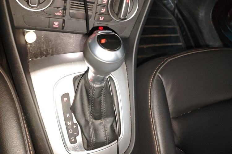 Used Audi Q3 2018 30th Anniversary Edition 30 TFSI Fashion Model Gear Lever