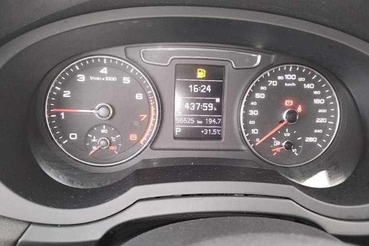 Used Audi Q3 2018 30th Anniversary Edition 30 TFSI Fashion Model Instrument Cluster