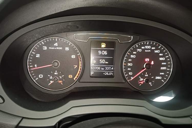 Used Audi Q3 2018 30th Anniversary Edition 30 TFSI Fashion Model Instrument Cluster
