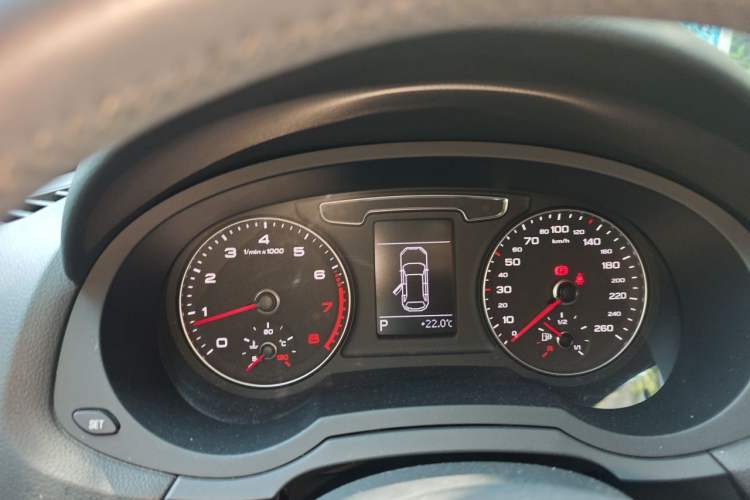 Used Audi Q3 2018 30th Anniversary Edition 30 TFSI Style Model Instrument Cluster