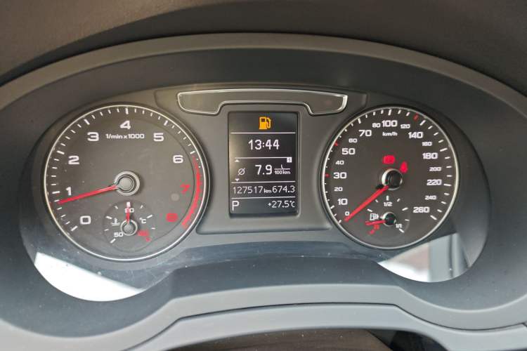 Used Audi Q3 2018 30th Anniversary Edition 30 TFSI Fashion Model Instrument Cluster