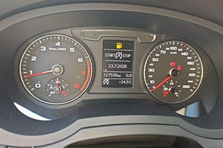 Used Audi Q3 2018 30th Anniversary Edition 30 TFSI Fashion Model Instrument Cluster