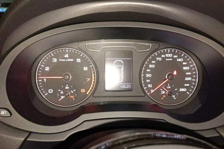 Used Audi Q3 2018 30th Anniversary Edition 30 TFSI Fashion Model Instrument Cluster