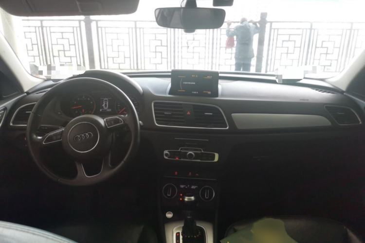 Used Audi Q3 2018 30th Anniversary Edition 30 TFSI Fashion Model Interior 2