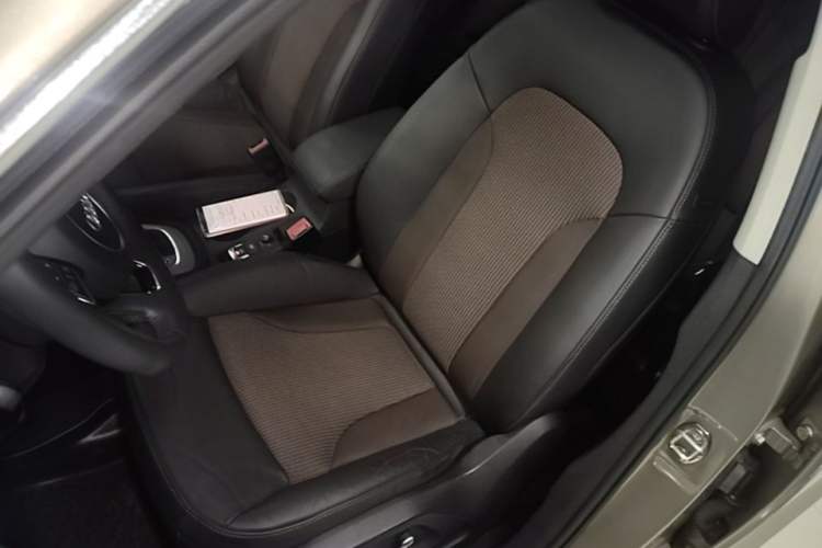 Used Audi Q3 2018 30th Anniversary Edition 30 TFSI Fashion Model Left Front Seat