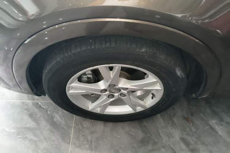 Used Audi Q3 2018 30th Anniversary Edition 35 TFSI Fashion Model Left Front Wheel Hub