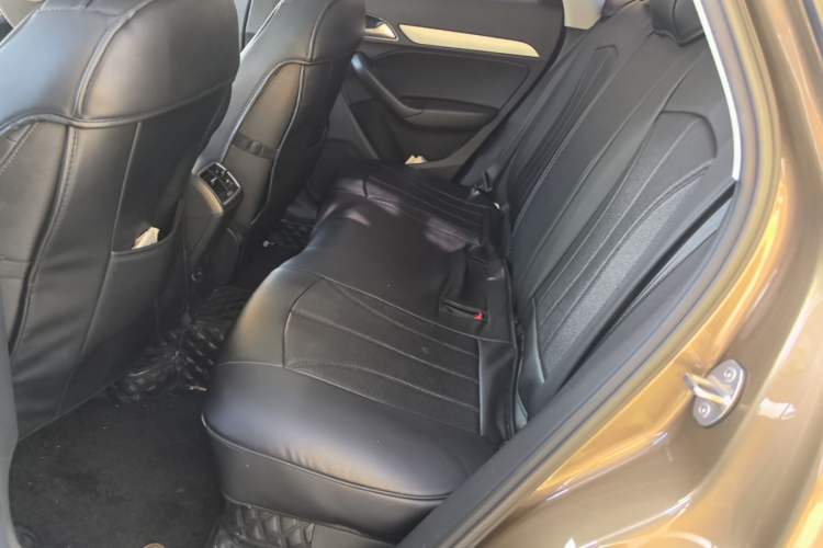 Used Audi Q3 2018 30th Anniversary Edition 30 TFSI Fashion Model Left Rear Seat