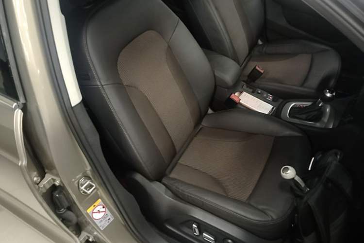 Used Audi Q3 2018 30th Anniversary Edition 30 TFSI Fashion Model Right Front Seat