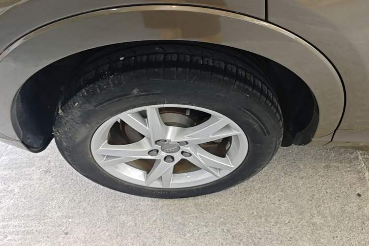 Used Audi Q3 2018 30th Anniversary Edition 30 TFSI Fashion Model Right Rear Wheel Hub