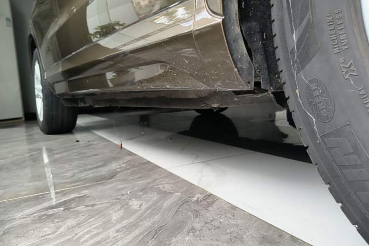 Used Audi Q3 2018 30th Anniversary Edition 35 TFSI Fashion Model Right Side Sill