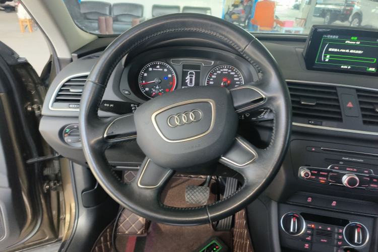 Used Audi Q3 2018 30th Anniversary Edition 30 TFSI Standard Model Steering Wheel