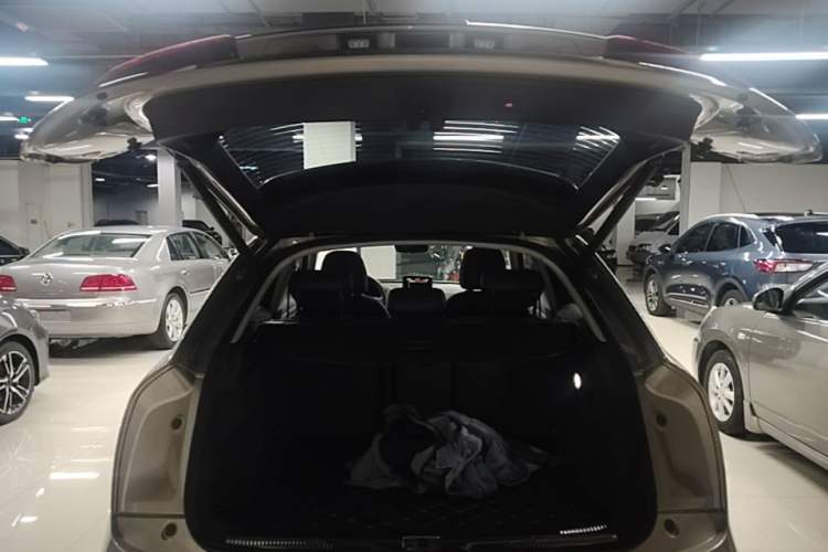 Used Audi Q3 2018 30th Anniversary Edition 30 TFSI Fashion Model Trunk