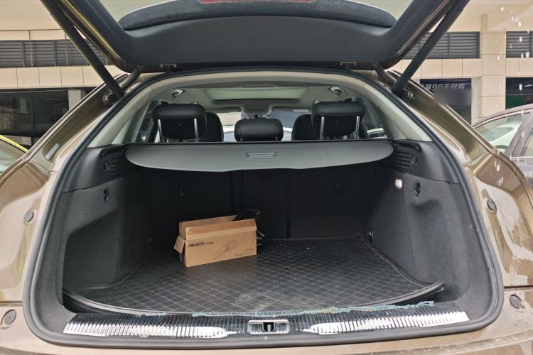 Used Audi Q3 2018 30th Anniversary Edition 30 TFSI Fashion Model Trunk