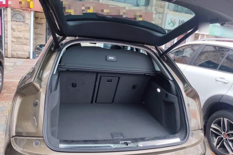 Used Audi Q3 2018 30th Anniversary Edition 35 TFSI Sport Model Trunk