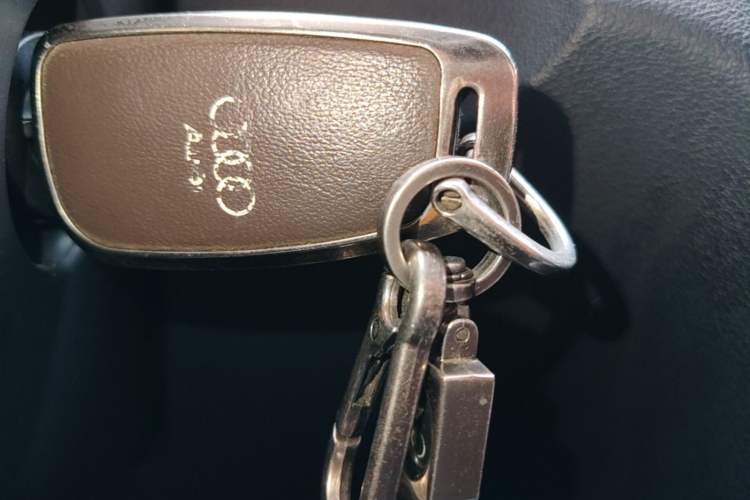 Used Audi Q3 2018 30th Anniversary Edition 35 TFSI Fashion Model Vehicle Key