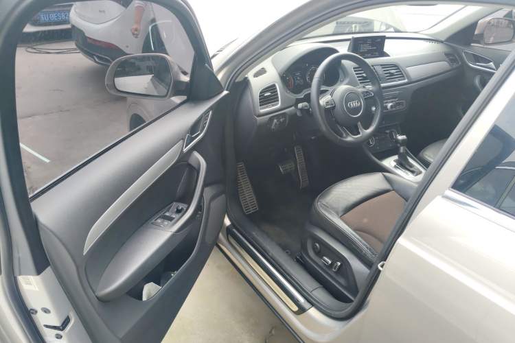 Used Audi Q3 2018 30th Anniversary Edition 35 TFSI Fashion Model Driver Seat