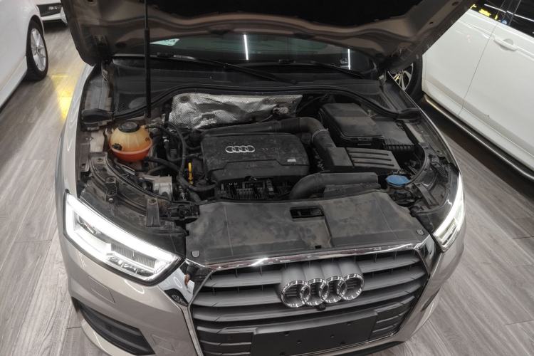 Used Audi Q3 2018 30th Anniversary Edition 35 TFSI Fashion Model Engine Bay