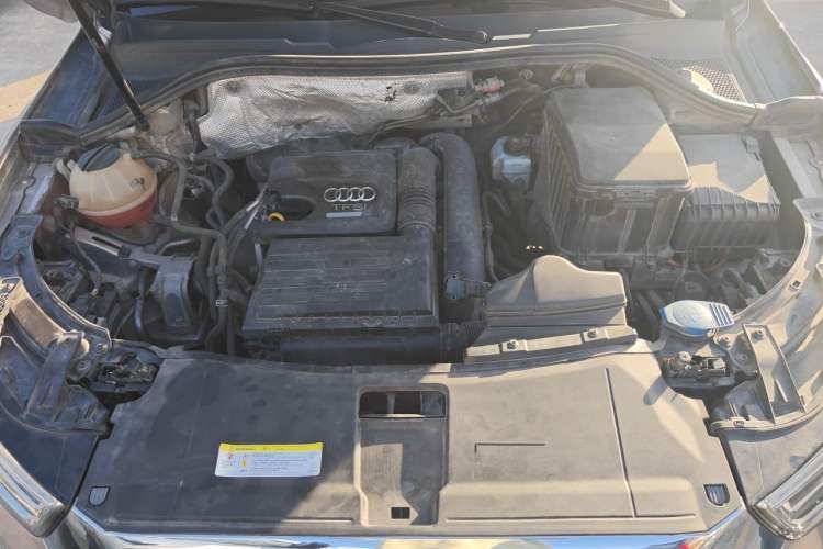Used Audi Q3 2018 30th Anniversary Edition 30 TFSI Fashion Model Engine Bay