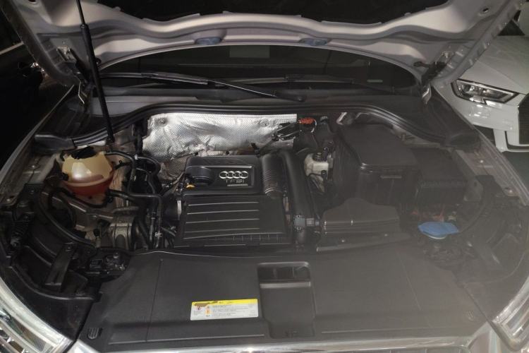 Used Audi Q3 2018 30th Anniversary Edition 30 TFSI Fashion Model Engine Bay