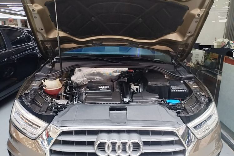 Used Audi Q3 2018 30th Anniversary Edition 30 TFSI Fashion Model Engine Bay