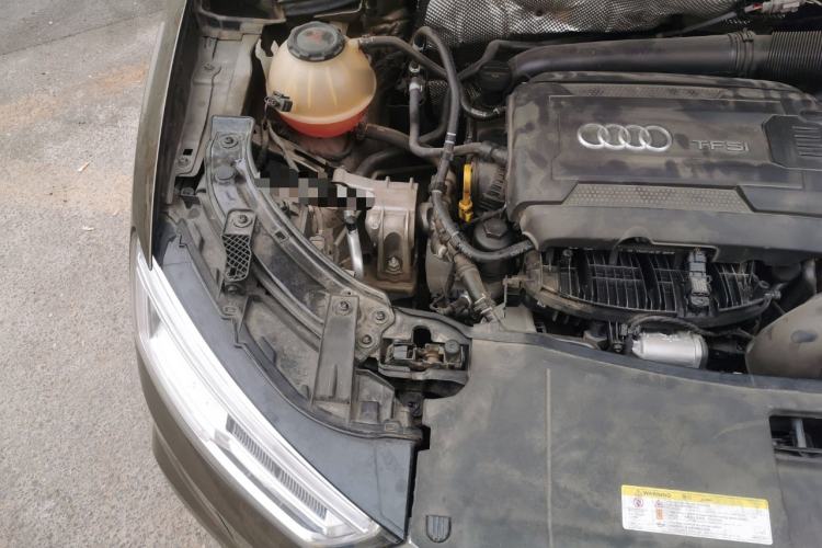 Used Audi Q3 2018 30th Anniversary Edition 35 TFSI Fashion Model Engine Bay Right