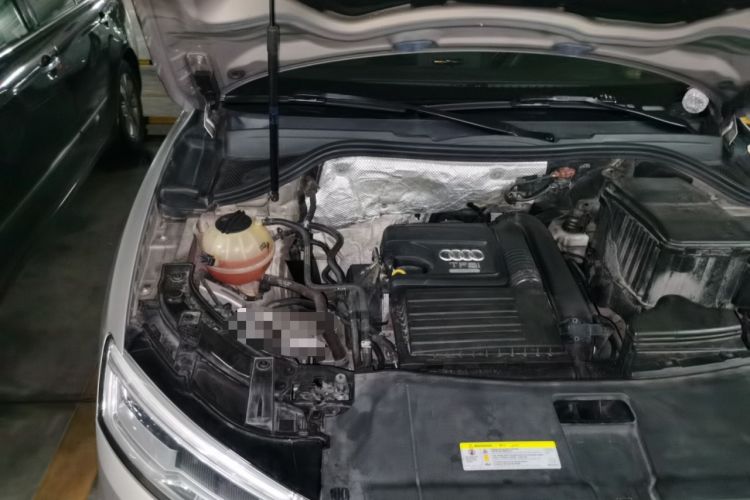Used Audi Q3 2018 30th Anniversary Edition 30 TFSI Fashion Model Engine Bay Right