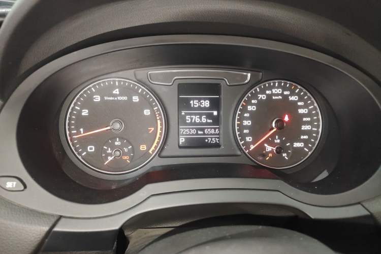 Used Audi Q3 2018 30th Anniversary Edition 35 TFSI Fashion Model Instrument Cluster