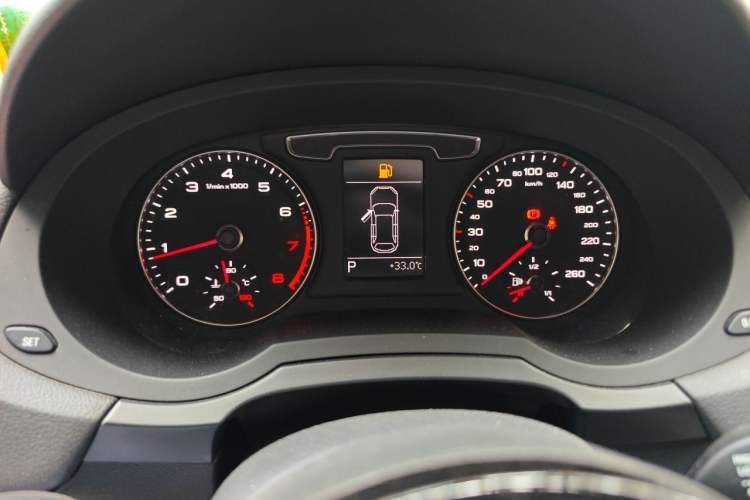 Used Audi Q3 2018 30 TFSI Fashion Edition Collector's Version Instrument Cluster