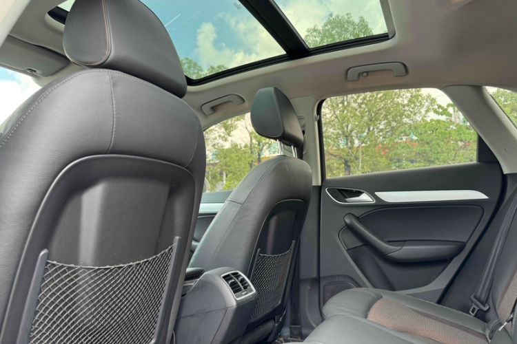 Used Audi Q3 2018 30 TFSI Fashion Edition Collector's Version Interior 3
