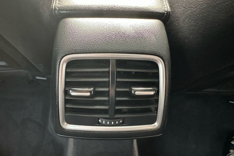 Used Audi Q3 2018 30th Anniversary Edition 30 TFSI Fashion Model Interior 6