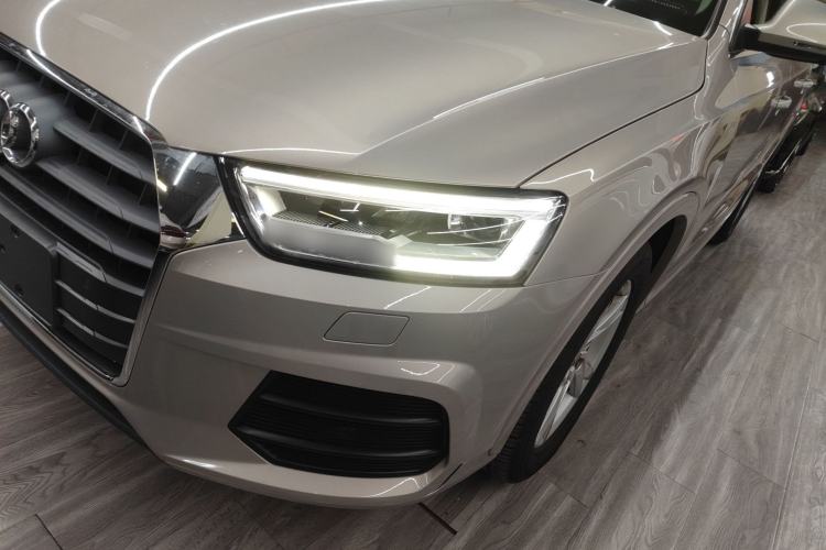 Used Audi Q3 2018 30th Anniversary Edition 35 TFSI Fashion Model Left Front Headlight
