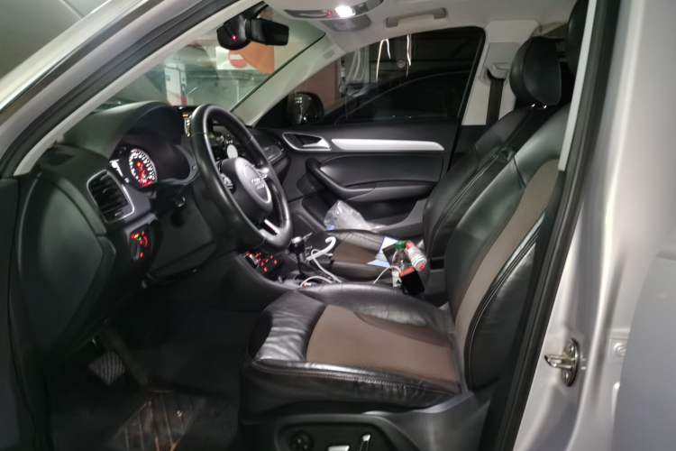 Used Audi Q3 2018 30th Anniversary Edition 30 TFSI Fashion Model Left Front Seat