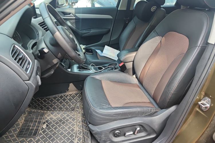 Used Audi Q3 2018 30th Anniversary Edition 30 TFSI Fashion Model Left Front Seat