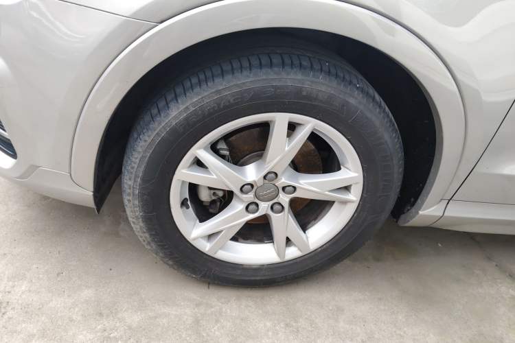 Used Audi Q3 2018 30th Anniversary Edition 35 TFSI Fashion Model Left Front Wheel Hub