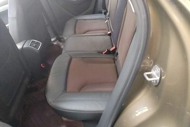 Used Audi Q3 2018 30th Anniversary Edition 30 TFSI Fashion Model Left Rear Seat