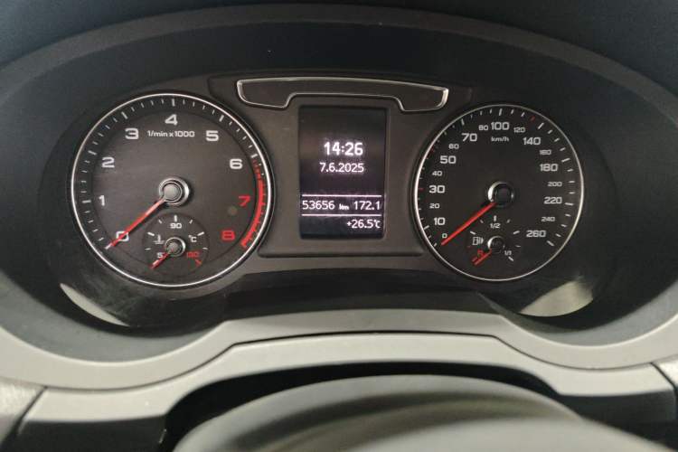 Used Audi Q3 2018 30 TFSI Fashion Edition Collector's Version Odometer Close Up